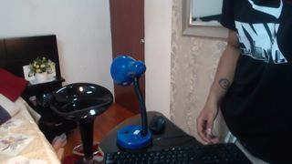 guysus888_18052019_0851_couple_chaturbate