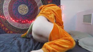Lux Lives Kigurumi Buttplug Masturbation