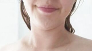 Ayee25 curvy argentinian shower