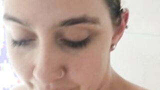 Ayee25 curvy argentinian shower