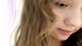 Willenasow 25122025 Topless