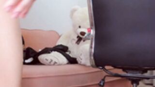 Hollyextra squirt ticket show 5