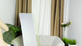 lil_cooke_monster bare ass and nipple flash