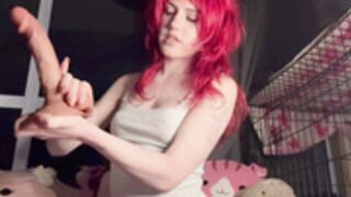 Schiz0bimb0 jerks you off to her clussy