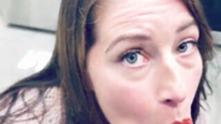Risky public facial Milf