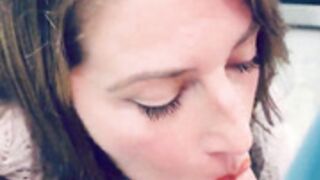 Risky public facial Milf