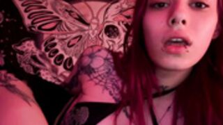 Lookingforlona doggy dildo