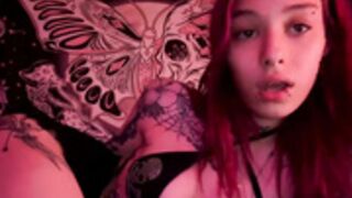 Lookingforlona doggy dildo