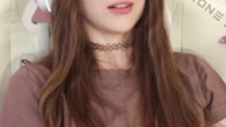 moleculegirl pussy rubbing