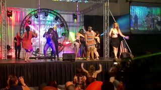 Sexy Ladies in Publick