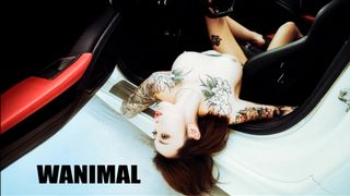 色影大师王动WANIMAL最新官方出品VIP视图作品集之惊艳纹身法拉利女孩 香车美女 嫩鲍美乳 高清1080P