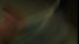 Espiando ala prima Iris