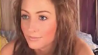 00Cutielily showing boobies